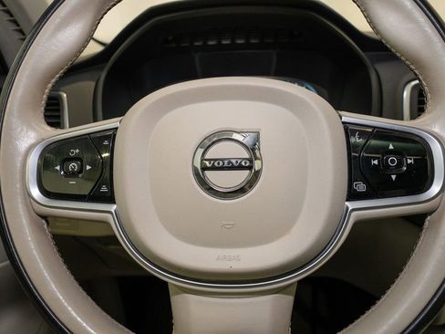 Used 2019 Volvo XC90 T6 Momentum w/ Protection Package Premier image 19