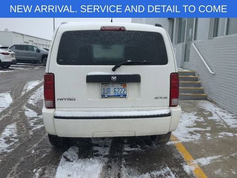 Used 2008 Dodge Nitro SXT w/ Sun & Wheels Group image 5