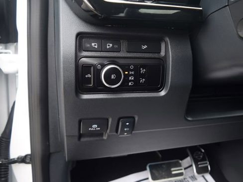 Used 2024 Ford F250 Lariat w/ Lariat Ultimate Package AWD/4WD image 7