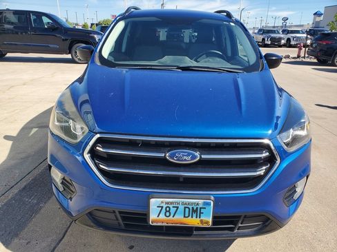 Used 2018 Ford Escape SE w/ SE Sport Appearance Package AWD/4WD image 2