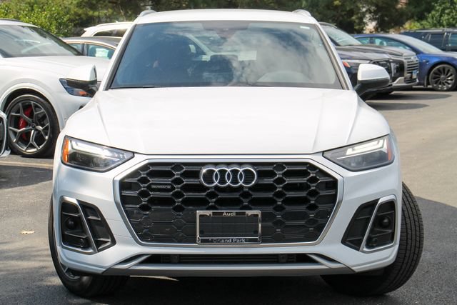 Used 2024 Audi Q5 2.0T Premium w/ Convenience Package AWD/4WD image 16