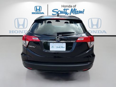 Used 2022 Honda HR-V LX image 6