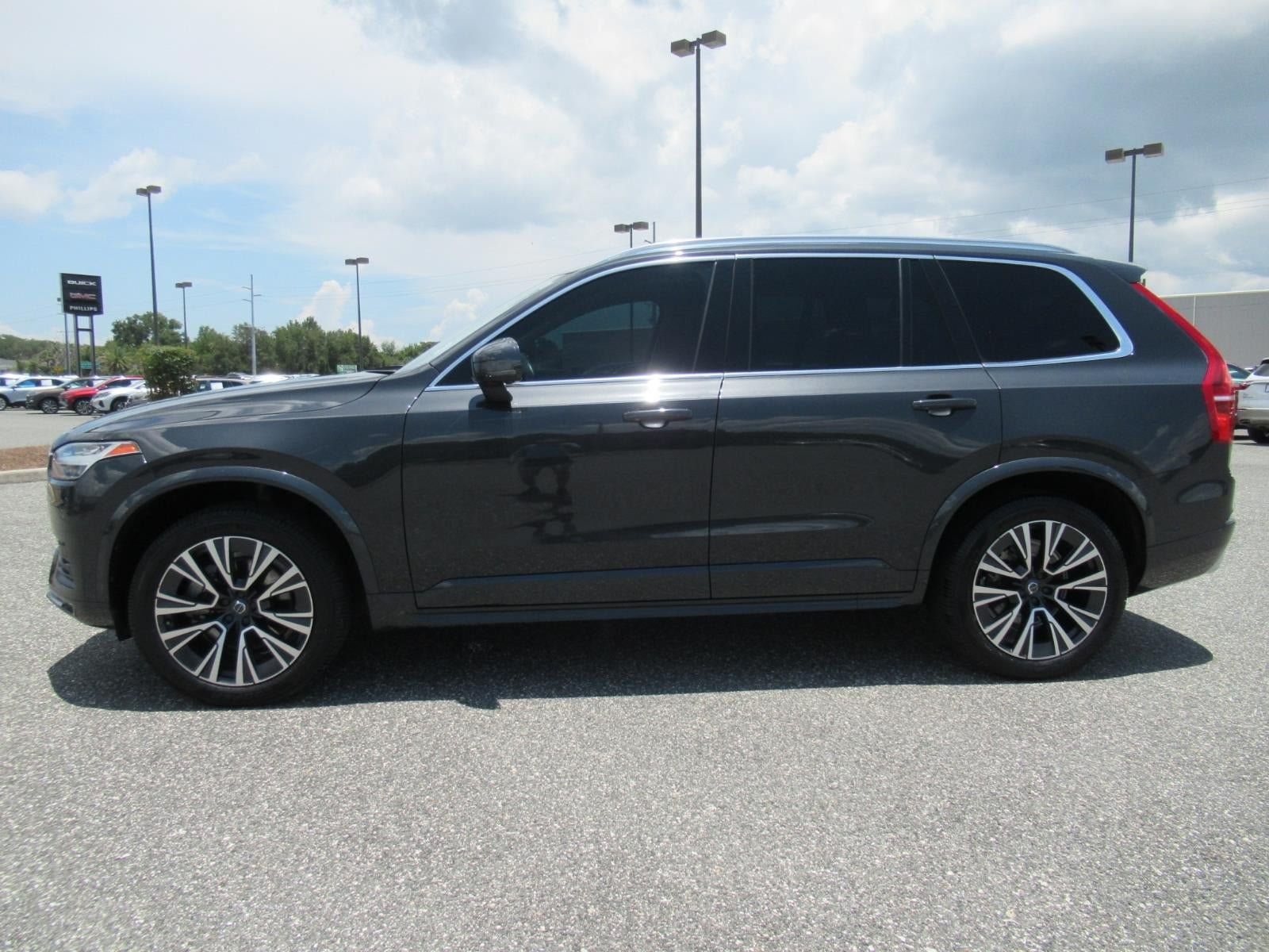 Used 2021 Volvo XC90 T6 Momentum w/ Advanced Package AWD/4WD image 4