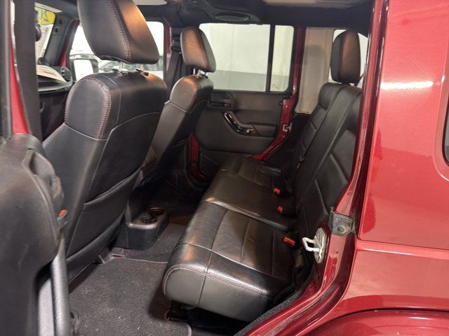 Used 2012 Jeep Wrangler Unlimited Sahara AWD/4WD image 8