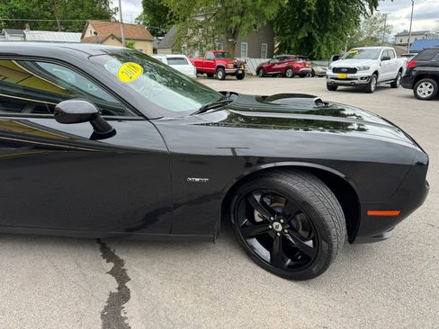 Used 2018 Dodge Challenger R/T Plus RWD image 11