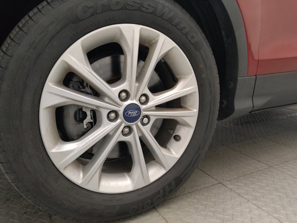 Used 2018 Ford Escape SE w/ SE Sync 3 Package AWD/4WD image 31