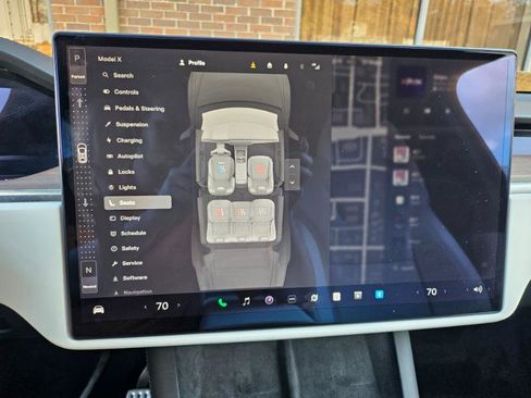 Used 2022 Tesla Model X Plaid image 47