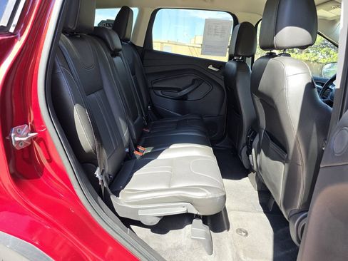 Used 2013 Ford Escape Titanium w/ Class II Trailer Tow Pkg AWD/4WD image 19