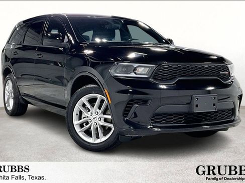 Used 2025 Dodge Durango GT image 1