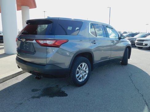 Used 2020 Chevrolet Traverse LS image 9