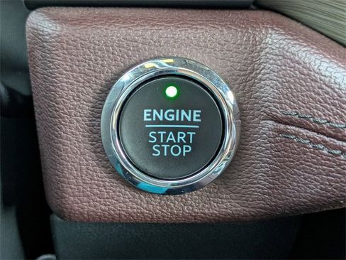 Used 2024 Ford Expedition Max Limited image 31