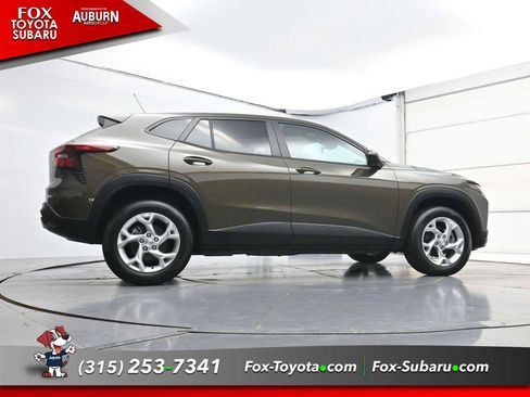 Used 2024 Chevrolet Trax LS w/ LS Convenience Package FWD image 21