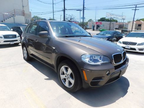 Used 2013 BMW X5 xDrive35i AWD/4WD image 1