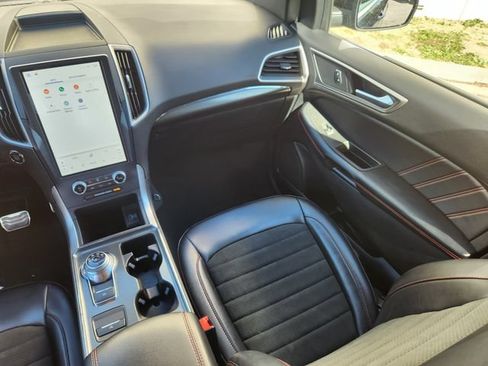 Certified 2023 Ford Edge ST-Line AWD/4WD image 15