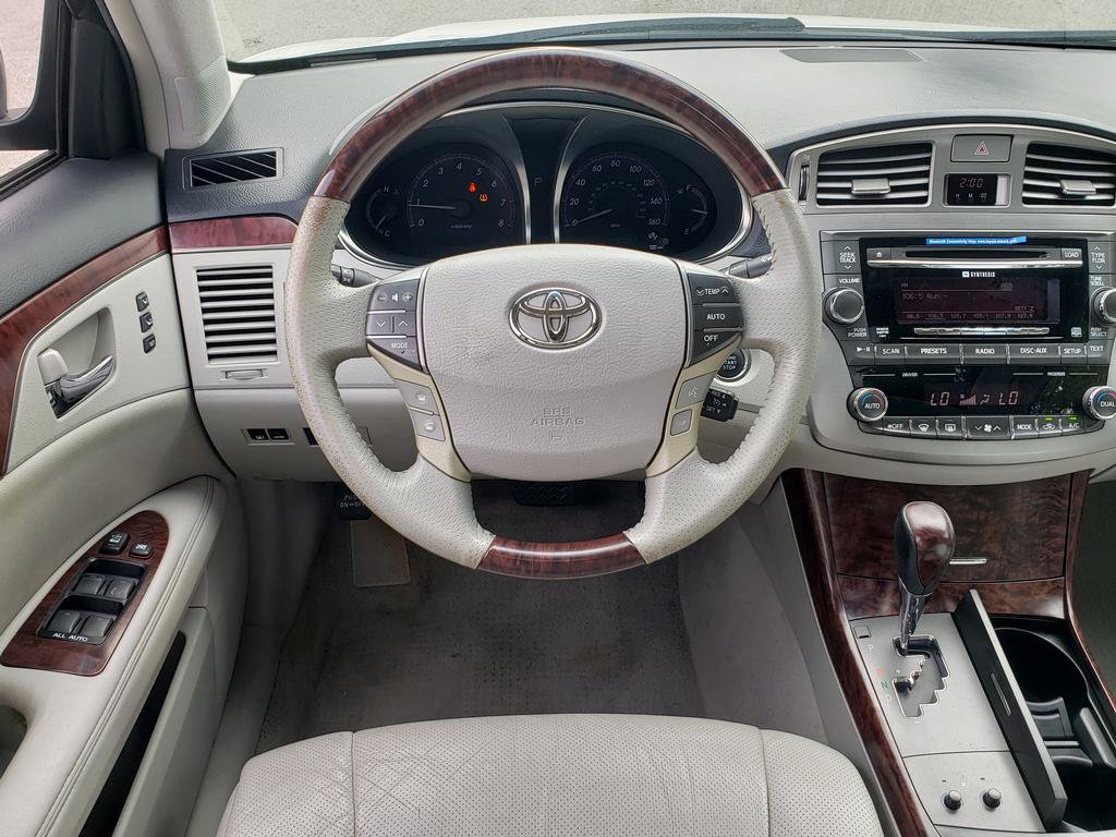 Used 2011 Toyota Avalon Limited FWD image 14