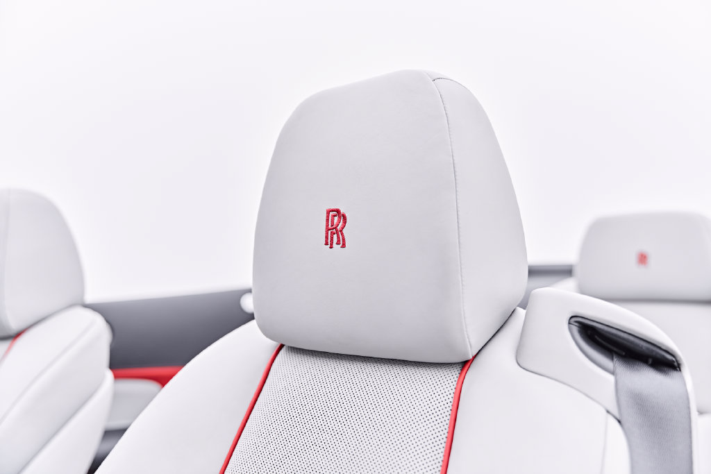 Used 2019 Rolls-Royce Dawn RWD image 51