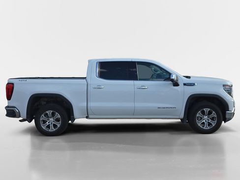 Used 2025 GMC Sierra 1500 SLT AWD/4WD image 6