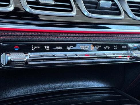 Used 2024 Mercedes-Benz GLE 53 AMG GLE 53 AMG image 25