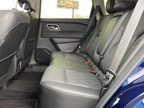 Certified 2024 Nissan Rogue Platinum w/ Platinum Premium Package image 20