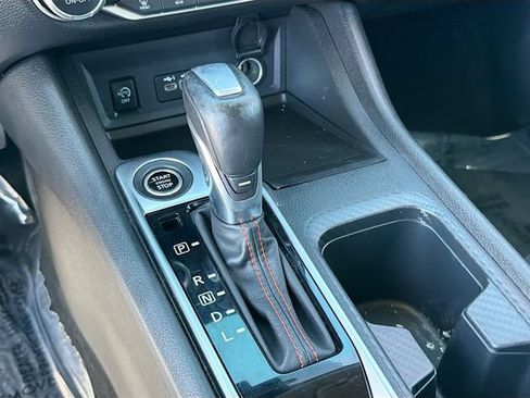 Used 2024 Nissan Sentra SR FWD image 16