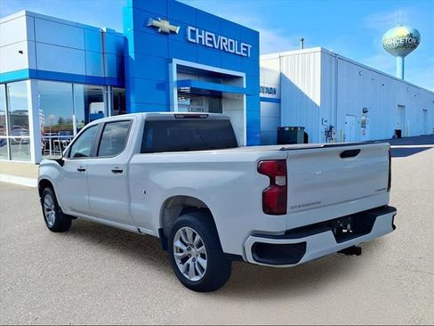 Used 2022 Chevrolet Silverado 1500 Custom image 6