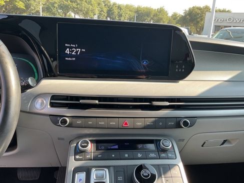 Used 2025 Hyundai Palisade SEL FWD image 26
