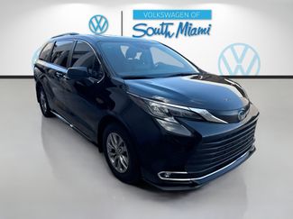 Used 2024 Toyota Sienna XLE FWD video 1