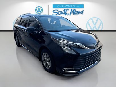 Used 2024 Toyota Sienna XLE