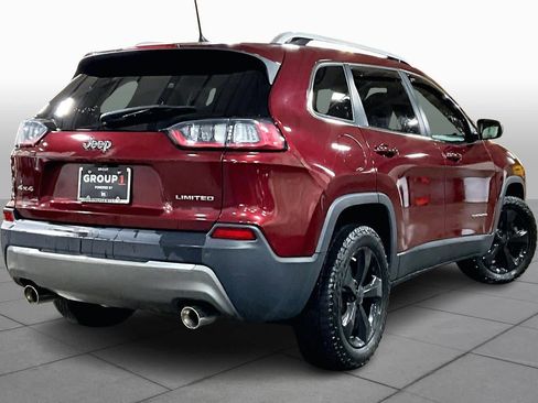 Used 2019 Jeep Cherokee Limited image 12