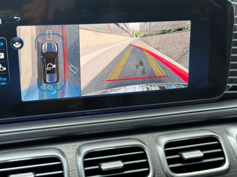 New 2026 Mercedes-Benz GLS 580 4MATIC image 20