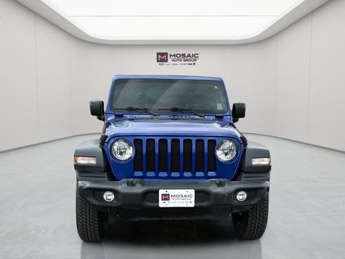 Used 2019 Jeep Wrangler Unlimited Sport S AWD/4WD image 2