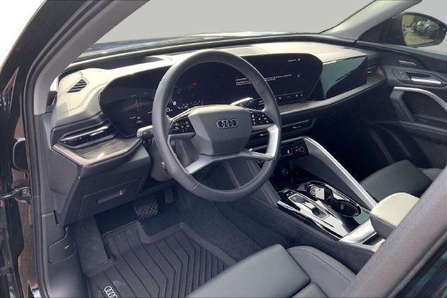 Used 2025 Audi Q5 Premium Plus AWD/4WD image 14