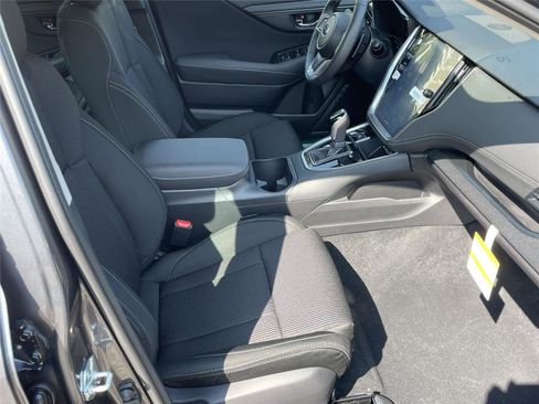 Used 2025 Subaru Legacy Premium AWD/4WD image 17