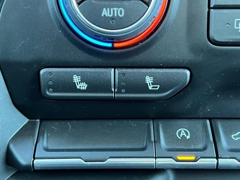 Used 2022 Chevrolet Silverado 1500 LT image 33