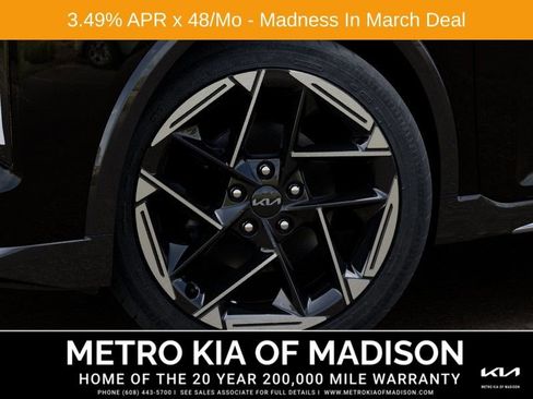 New 2026 Kia K4 GT-Line image 9