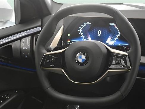 Used 2025 BMW X3 xDrive30i w/ Convenience Package image 26