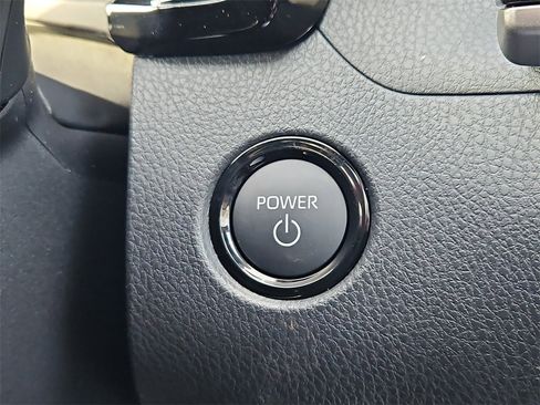 New 2026 Toyota Camry Hybrid image 14