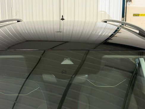 Certified 2023 Volkswagen Taos SE FWD image 15