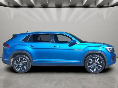 Used 2024 Volkswagen Atlas Cross Sport SEL Premium R-Line AWD/4WD image 4