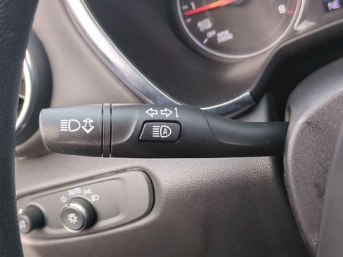 Used 2022 Chevrolet Blazer LT image 25