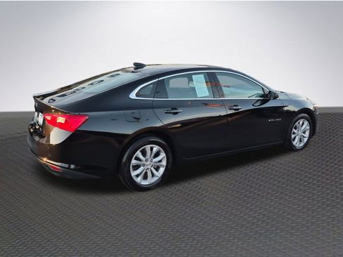 Used 2024 Chevrolet Malibu LT image 4