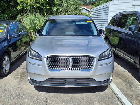 Used 2020 Lincoln Corsair FWD image 2