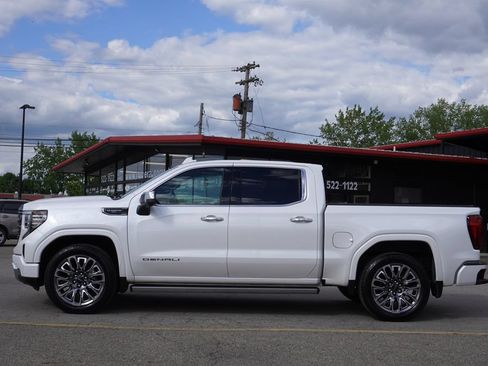 Used 2024 GMC Sierra 1500 Denali Ultimate AWD/4WD image 4