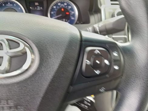 Used 2016 Toyota Camry LE image 23