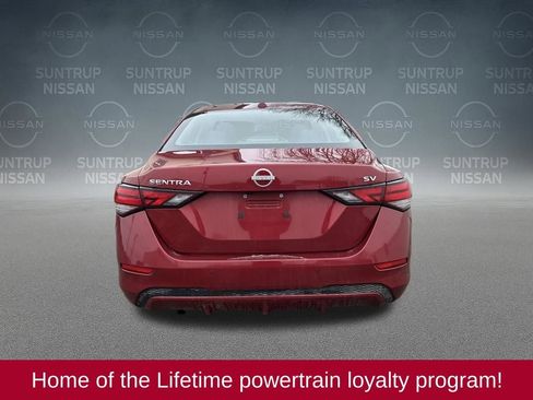 Used 2024 Nissan Sentra SV image 4