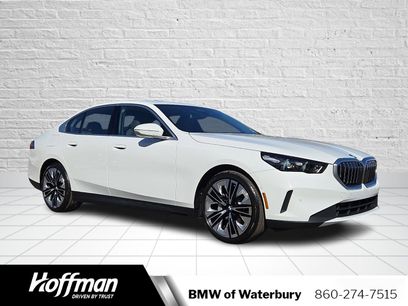 New 2026 BMW 530i xDrive w/ Premium Package