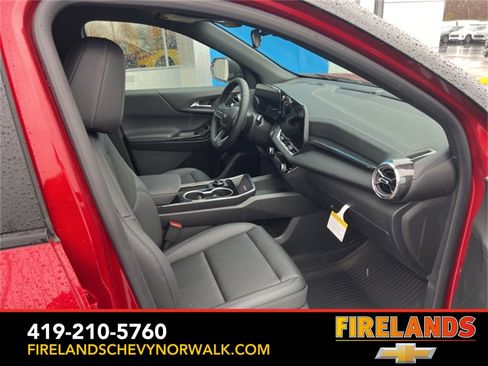 New 2026 Chevrolet Equinox LT w/ Convenience Package II image 42