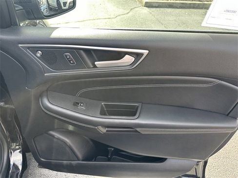 Certified 2021 Ford Edge Titanium w/ Cargo Accessory Package image 36