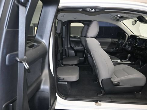 Used 2022 Toyota Tacoma SR w/ SX Package RWD image 25