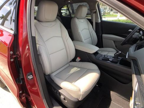 Certified 2023 Cadillac XT4 Premium Luxury FWD image 31